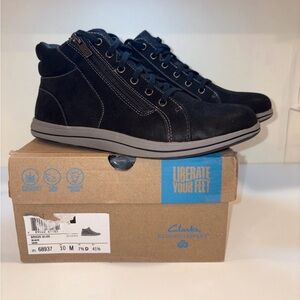 Clarks Breeze Glide Flat Heel Zip Cushion Booties Black Women’s Size 10